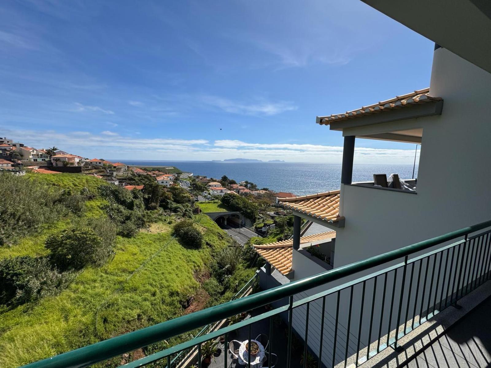 Nice And Modern Flat Near Airport Santa Cruz  Buitenkant foto